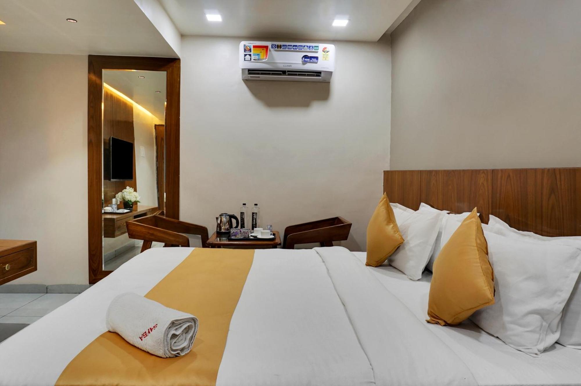 Hotel Sayba Executive Pune Esterno foto